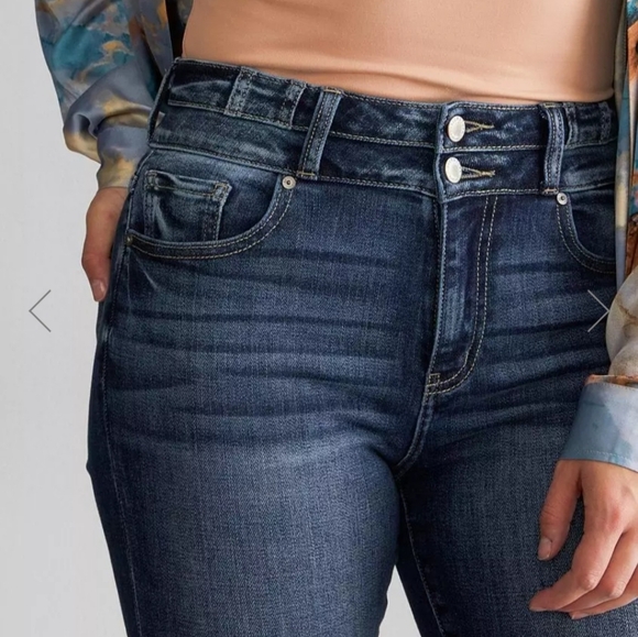 KanCan Signature Kurvy Ultra High Straight Jean Style VBK1961AT - Picture 4 of 12